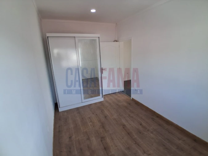 Apartamento T3 para Venda em Fânzeres e São Pedro da Cova Foto 15