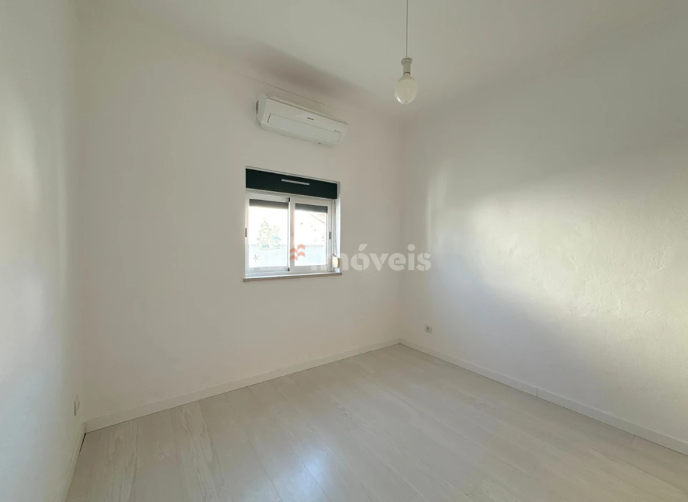 Moradia T3 para Venda em Atalaia Foto 22