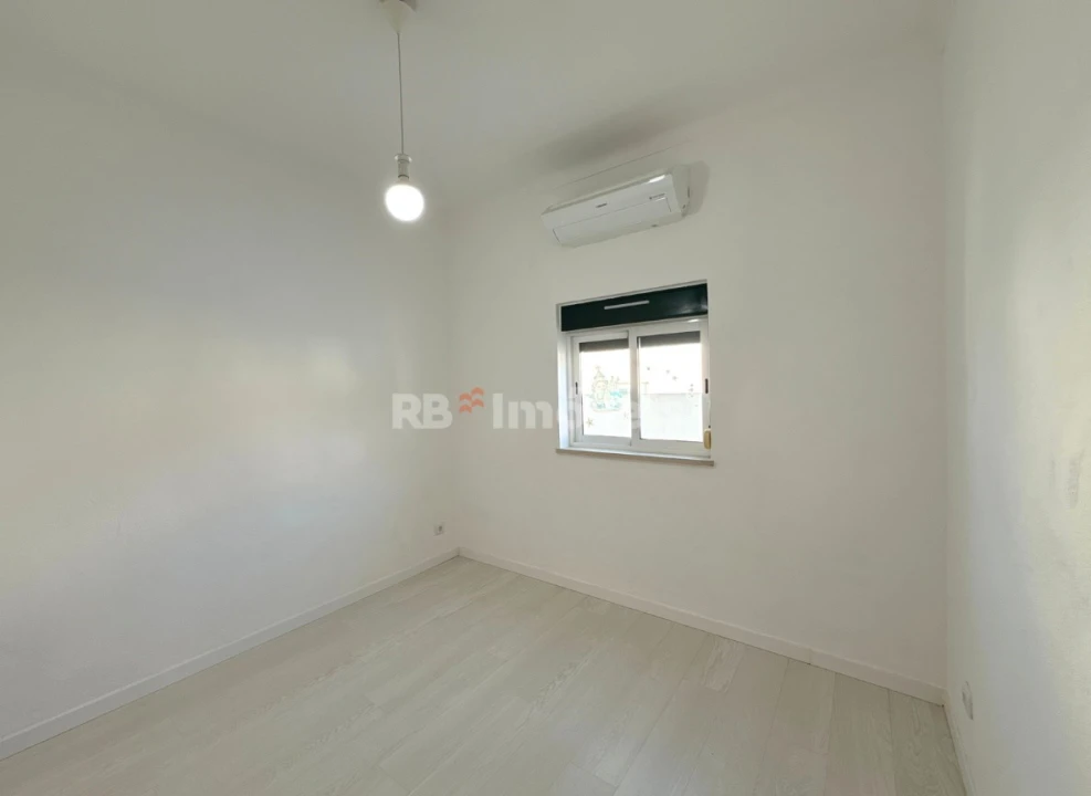 Moradia T3 para Venda em Atalaia Foto 23