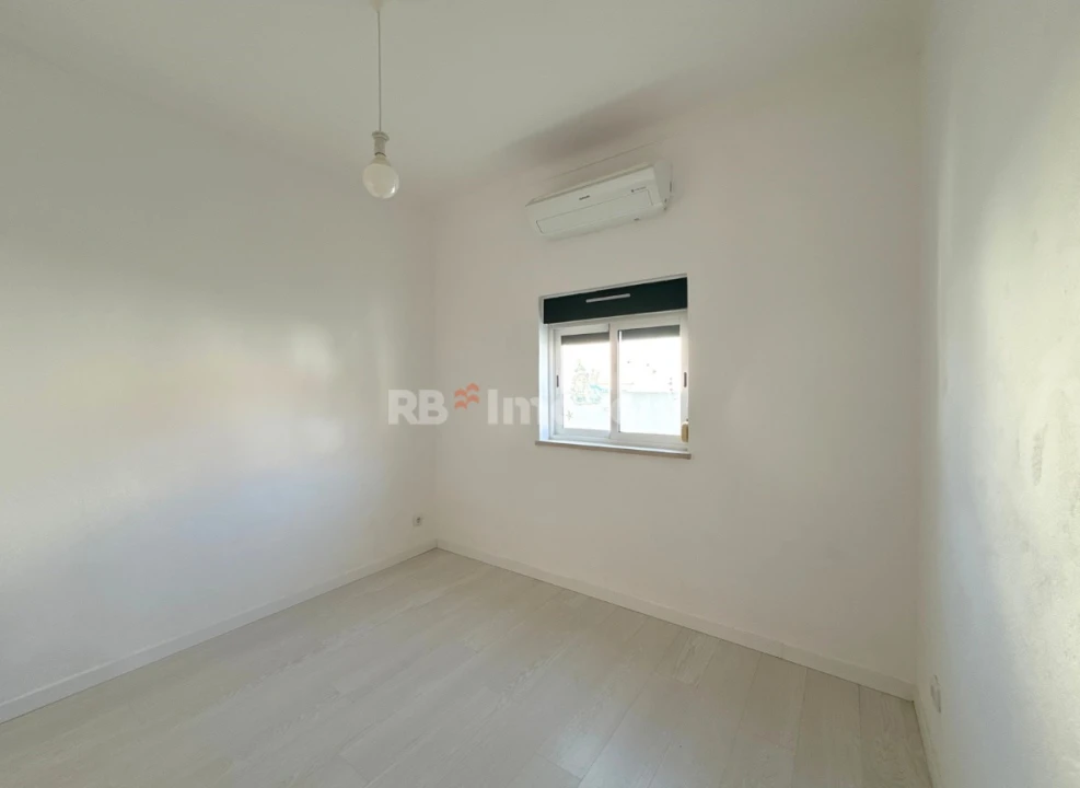 Moradia T3 para Venda em Atalaia Foto 26