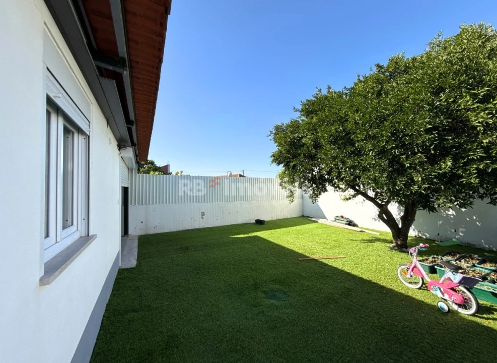 Moradia T3 para Venda em Atalaia Foto 47