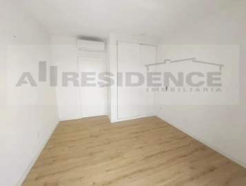 Apartamento T2 para Venda em Ferreiras