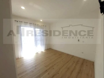 Apartamento T2 para Venda em Ferreiras