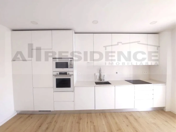 Apartamento T2 para Venda em Ferreiras Foto 6