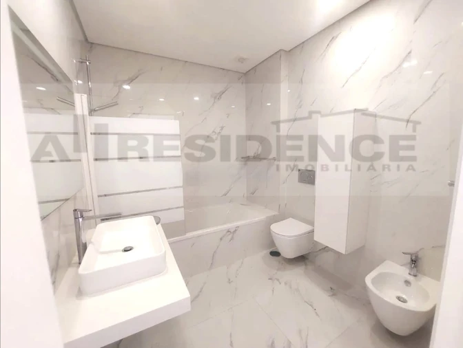 Apartamento T2 para Venda em Ferreiras Foto 14