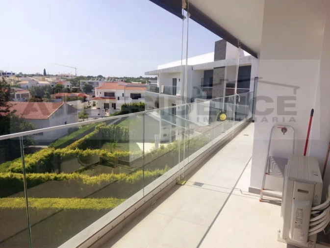 Apartamento T2 para Venda em Ferreiras Foto 23