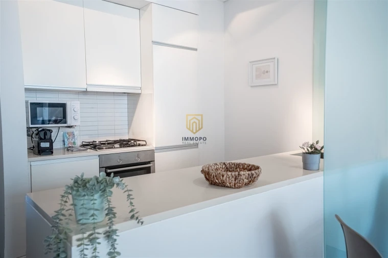 Apartamento T1 para Venda em Cedofeita, Santo Ildefonso, Sé, Miragaia, São Nicolau e Vitória Foto 9