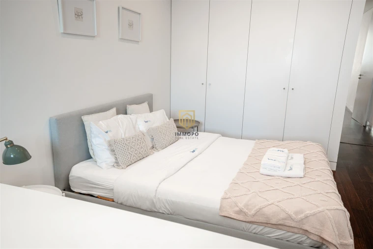 Apartamento T1 para Venda em Cedofeita, Santo Ildefonso, Sé, Miragaia, São Nicolau e Vitória Foto 16
