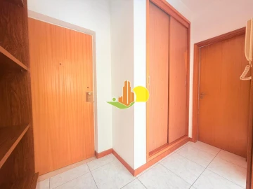 Apartamento T0 para Venda em Tavarede