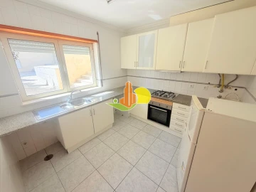 Apartamento T0 para Venda em Tavarede