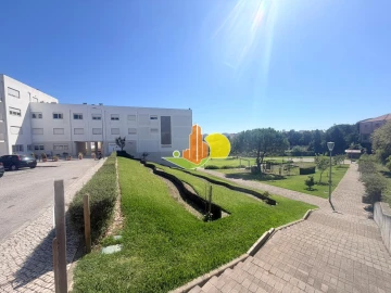 Apartamento T0 para Venda em Tavarede