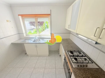 Apartamento T0 para Venda em Tavarede