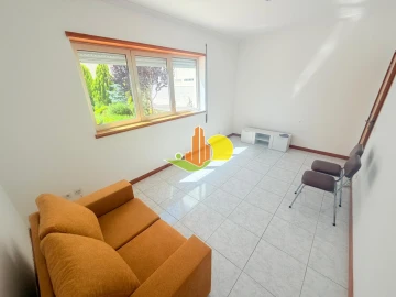 Apartamento T0 para Venda em Tavarede