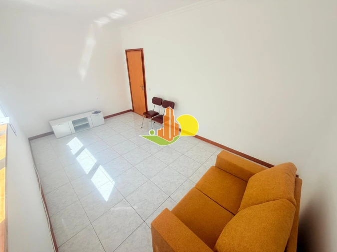 Apartamento T0 para Venda em Tavarede Foto 14