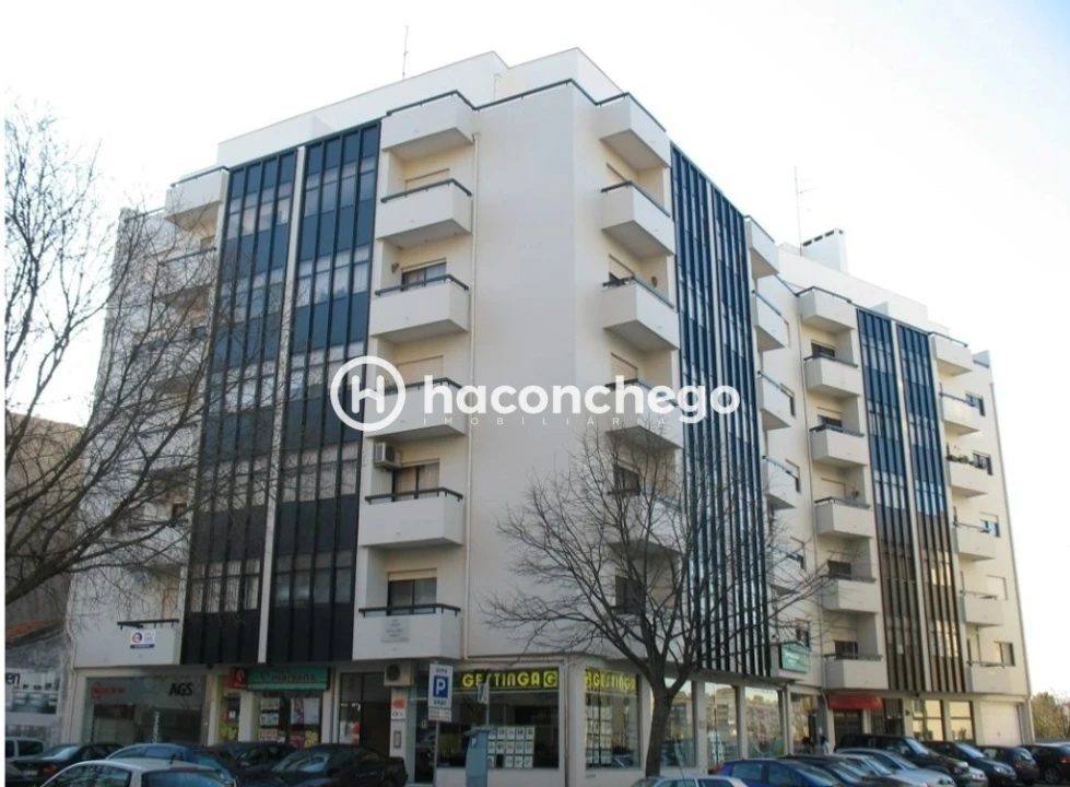 Loja para Arrendamento em Barcelos, V.Boa, V.Frescainha Foto 1