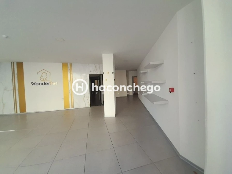Loja para Arrendamento em Barcelos, V.Boa, V.Frescainha Foto 3