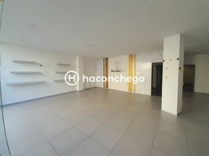 Loja para Arrendamento em Barcelos, V.Boa, V.Frescainha Foto 2
