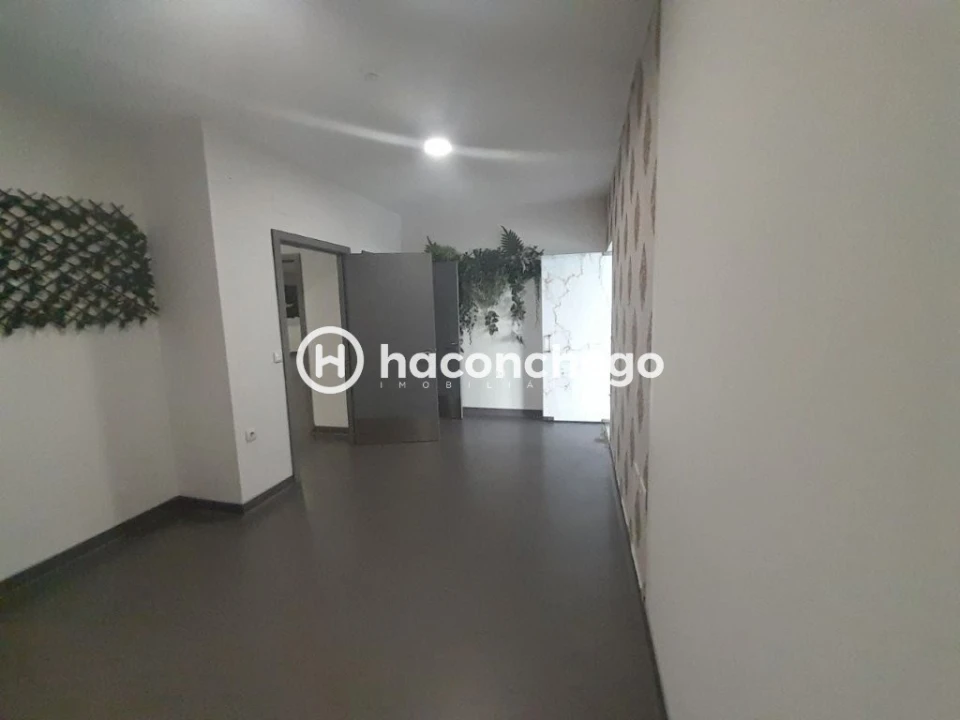 Loja para Arrendamento em Barcelos, V.Boa, V.Frescainha Foto 11