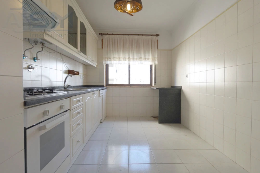 Apartamento T2 para Arrendamento em Cacém e São Marcos Foto 7