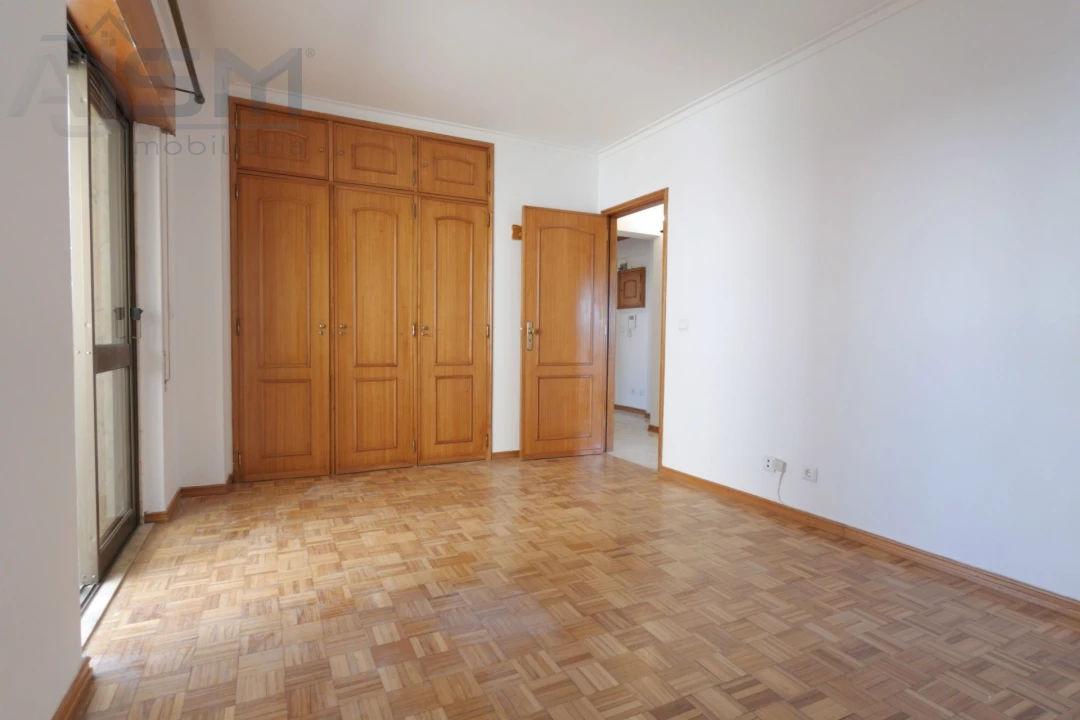 Apartamento T2 para Arrendamento em Cacém e São Marcos Foto 13