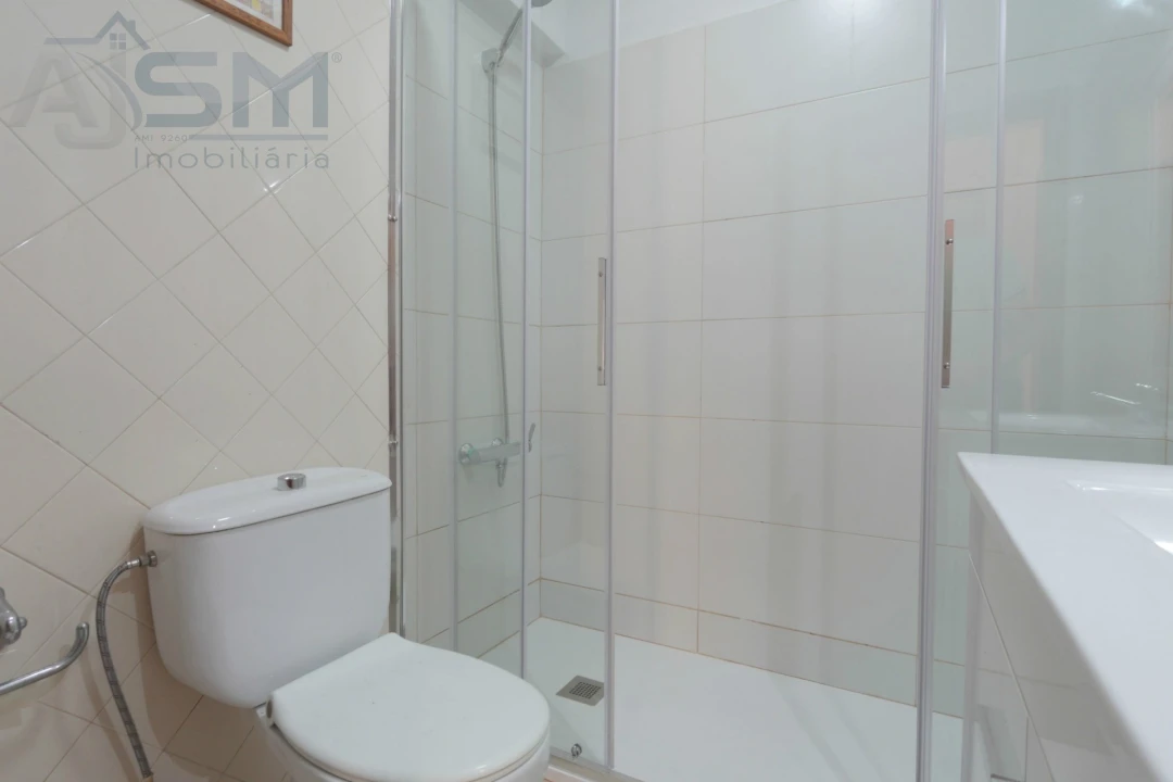 Apartamento T2 para Arrendamento em Cacém e São Marcos Foto 11
