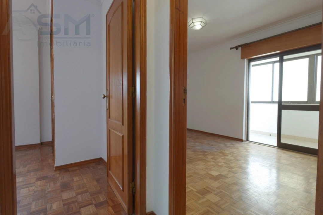 Apartamento T2 para Arrendamento em Cacém e São Marcos Foto 19
