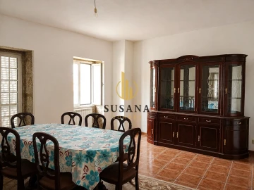 Moradia T3 para Venda em Longa