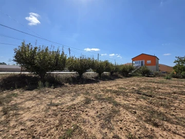 Terreno para Venda em Campelos e Outeiro da Cabeça