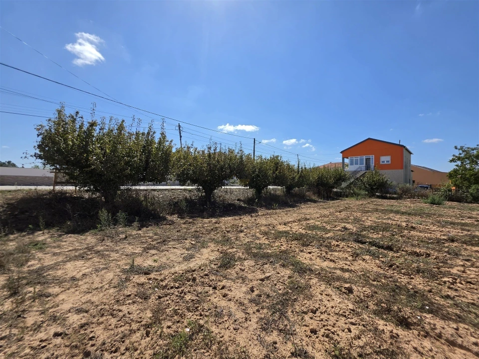 Terreno para Venda em Campelos e Outeiro da Cabeça Foto 7