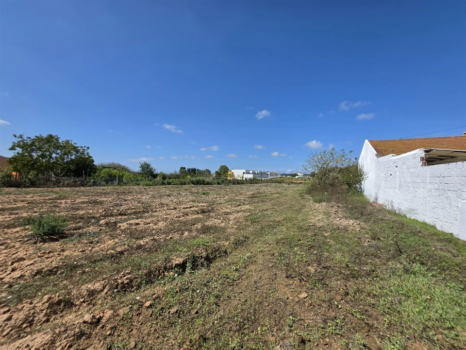 Terreno para Venda em Campelos e Outeiro da Cabeça Foto 6