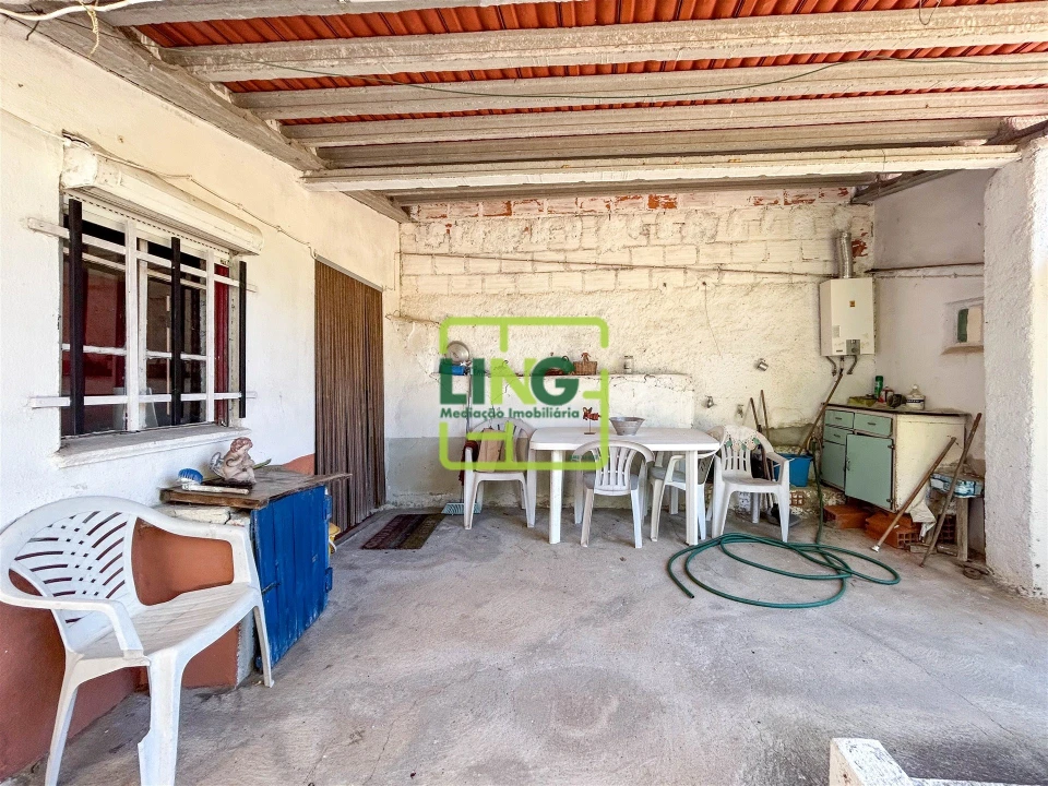 Moradia T3 para Venda em Sarzedas Foto 29