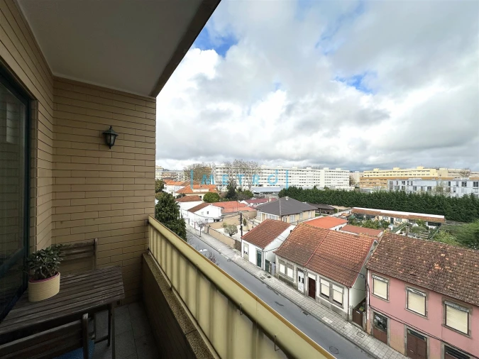 Apartamento T3 para Arrendamento em São Mamede de Infesta e Senhora da Hora Foto 9
