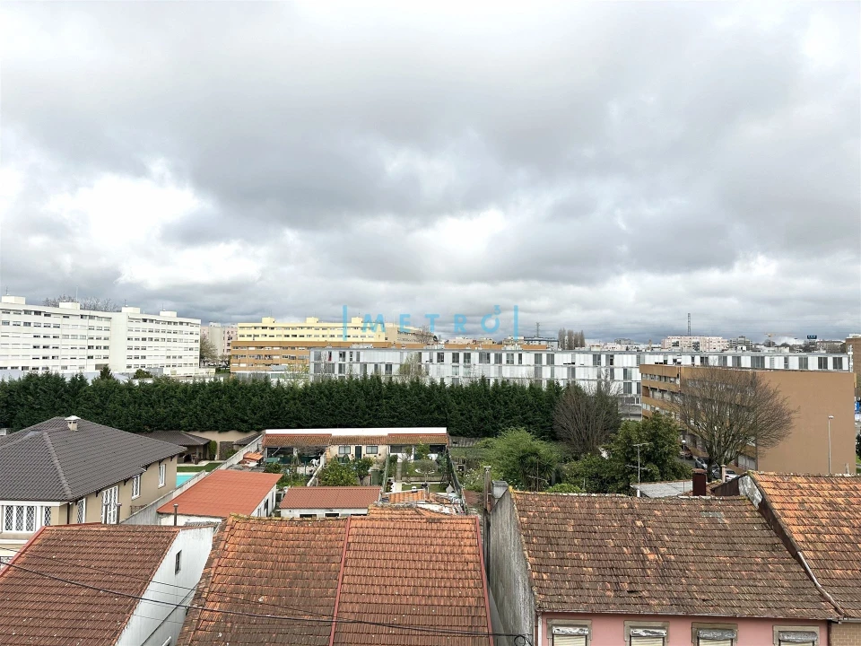 Apartamento T3 para Arrendamento em São Mamede de Infesta e Senhora da Hora Foto 17