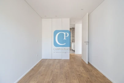 Apartamento T1 para Arrendamento em Paranhos