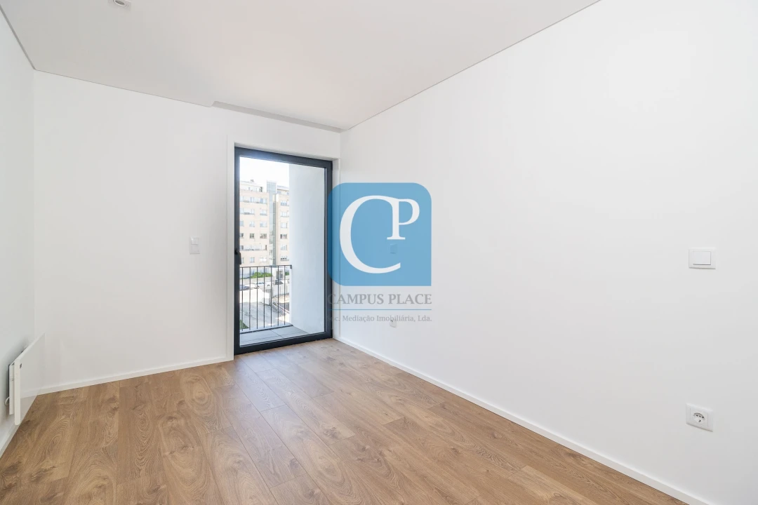 Apartamento T1 para Arrendamento em Paranhos Foto 8
