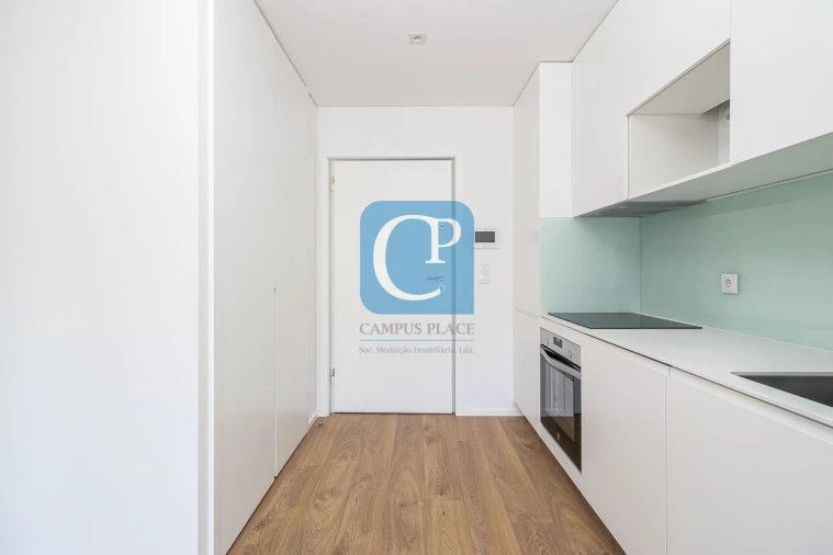 Apartamento T1 para Arrendamento em Paranhos Foto 3