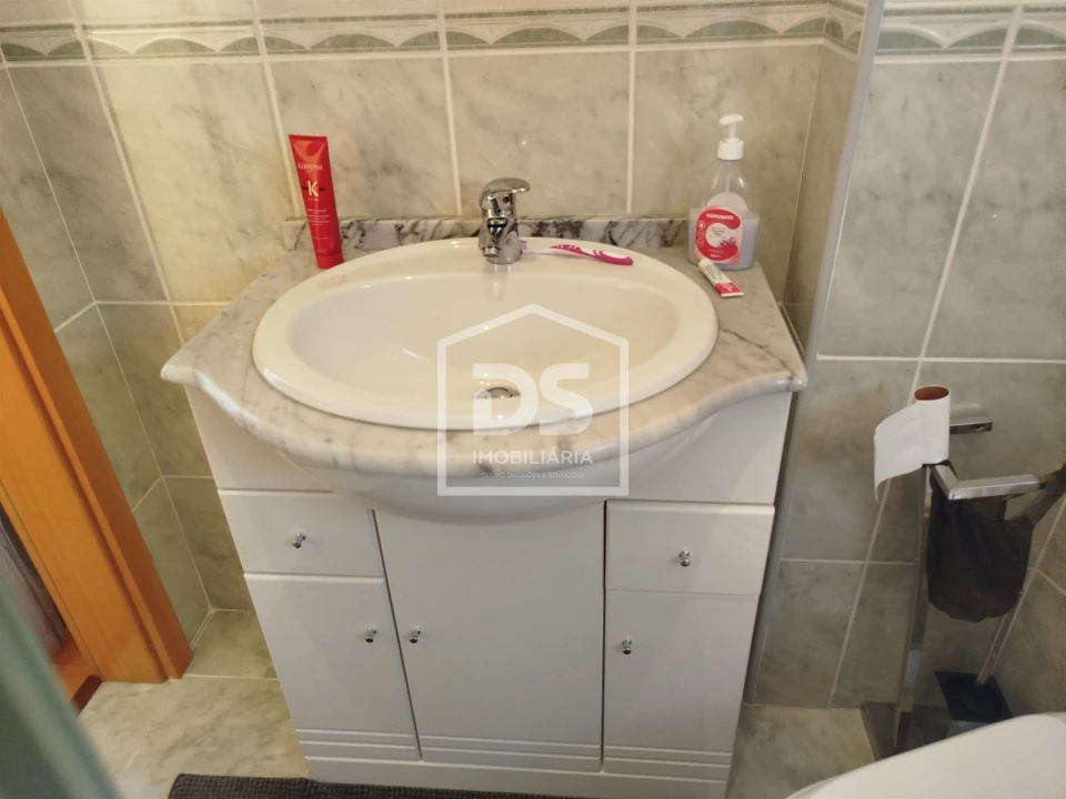 Moradia T3 para Venda em Currelos, Papízios e Sobral Foto 27