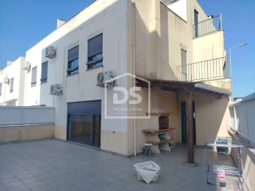 Moradia T3 para Venda em Currelos, Papízios e Sobral