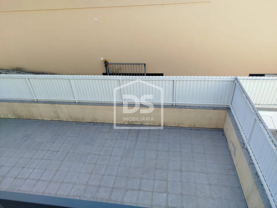 Moradia T3 para Venda em Currelos, Papízios e Sobral Foto 38