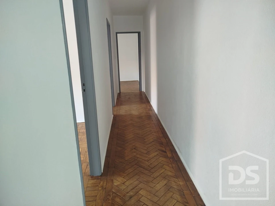 Moradia T2 para Venda em Currelos, Papízios e Sobral Foto 9