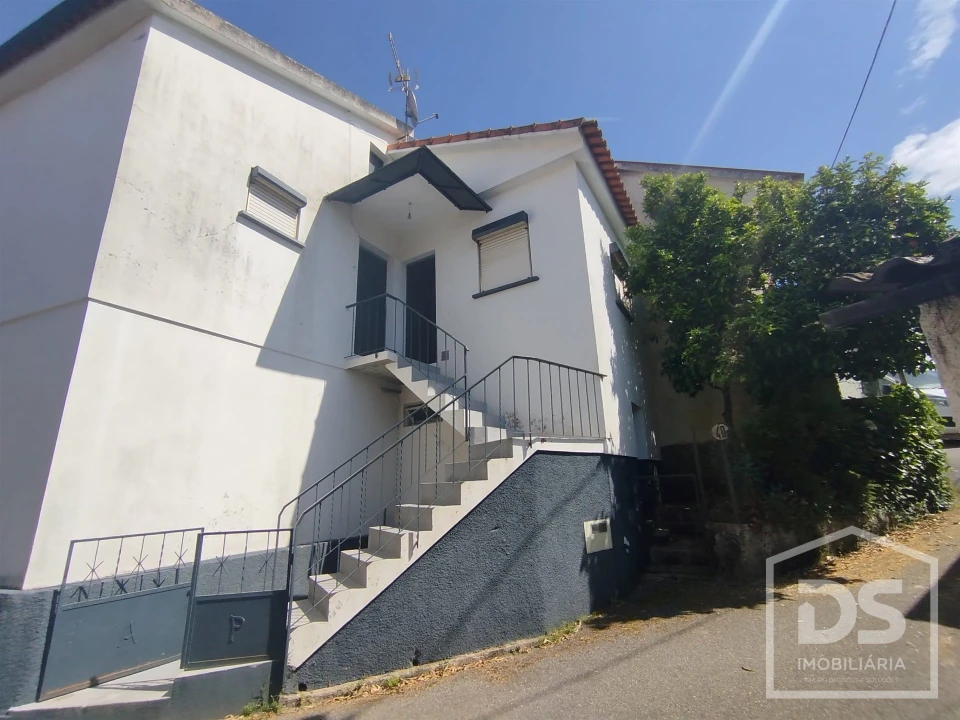 Moradia T2 para Venda em Currelos, Papízios e Sobral Foto 3
