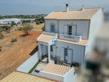 Moradia T3 para Venda em Guia