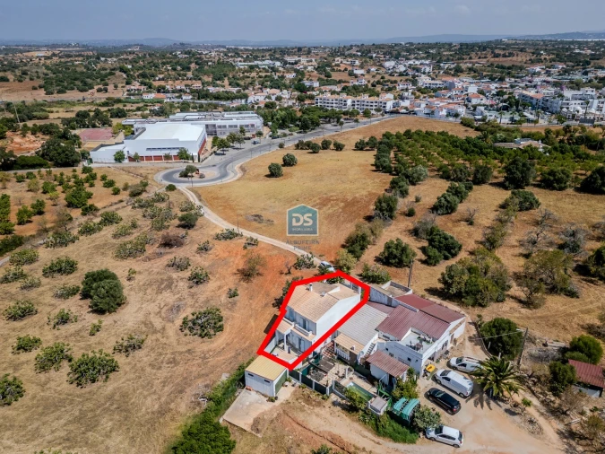 Moradia T3 para Venda em Guia Foto 42