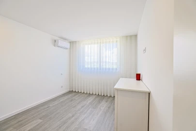 Apartamento T3 para Arrendamento em Barcelos, V.Boa, V.Frescainha