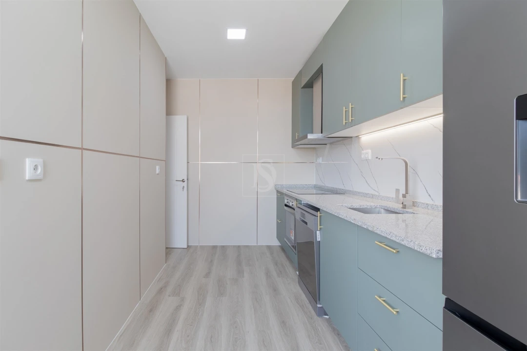 Apartamento T2 para Venda em Barreiro e Lavradio Foto 10