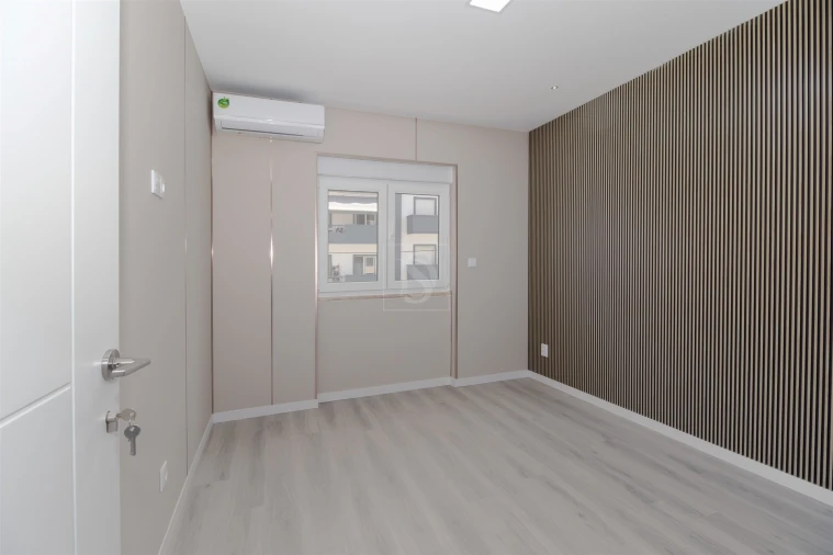 Apartamento T2 para Venda em Barreiro e Lavradio Foto 9