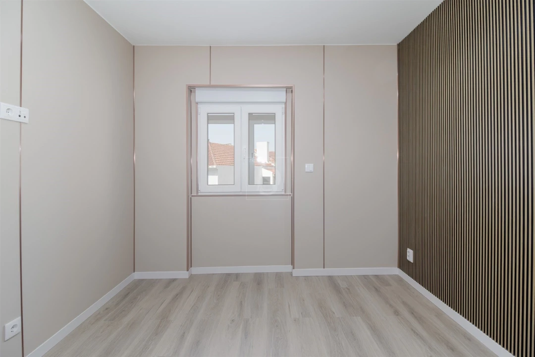 Apartamento T2 para Venda em Barreiro e Lavradio Foto 13