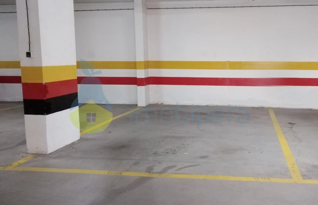 Apartamento T3 para Arrendamento em Portimão Foto 7