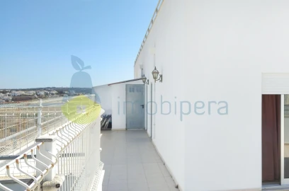 Apartamento T3 para Arrendamento em Portimão