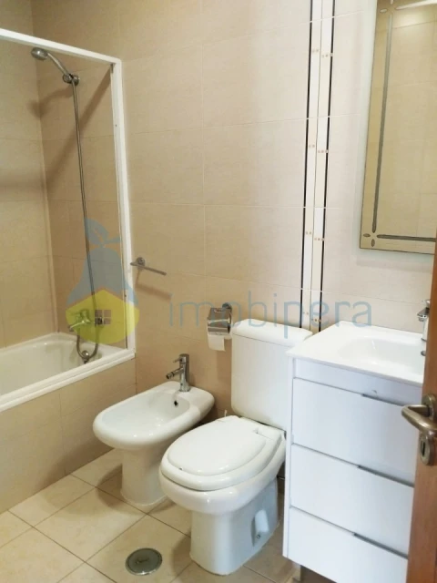 Apartamento T3 para Arrendamento em Portimão